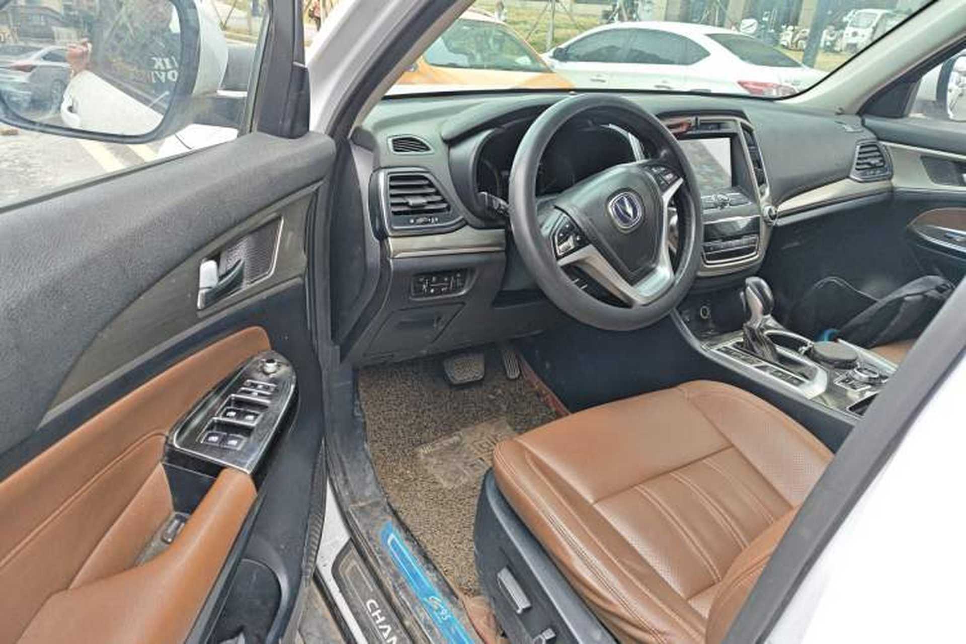 Used CHANGAN CS95 2017 2.0T Four-Wheel Drive SmartDrive Edition Driver Seat