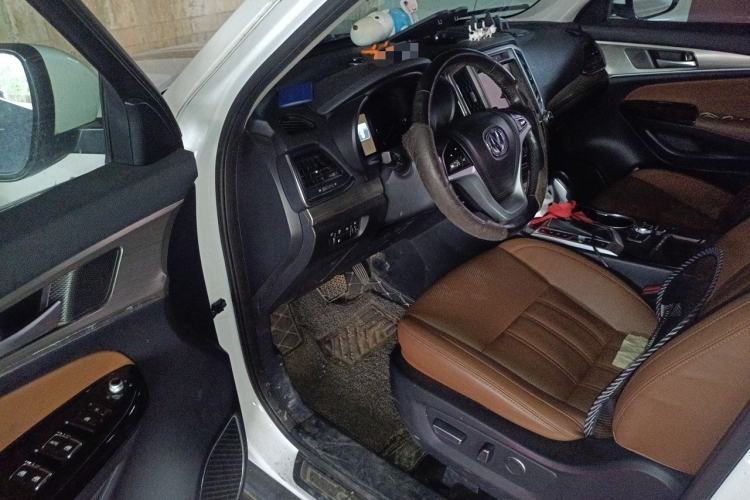 Used CHANGAN CS95 2017 2.0T Two-Wheel Drive Zhiyuan Edition Driver Seat