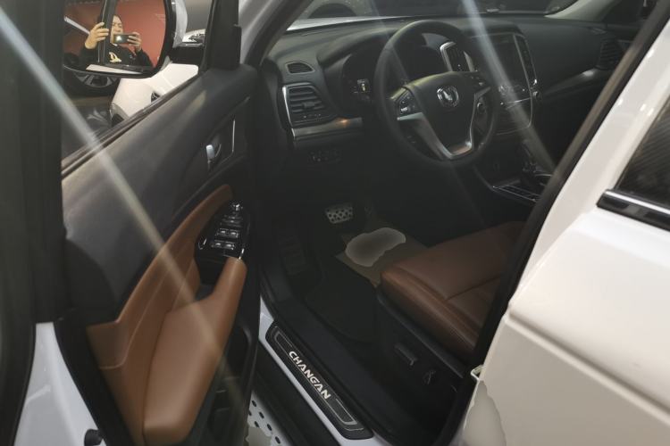 Used CHANGAN CS95 2017 2.0T Two-Wheel Drive Zhitu Edition Driver Seat