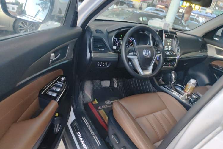 Used CHANGAN CS95 2017 2.0T Two-Wheel Drive Zhituo Edition Driver Seat
