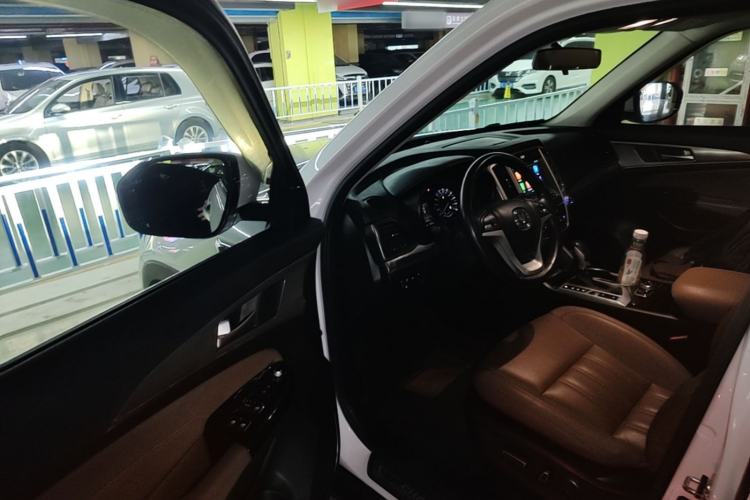 Used CHANGAN CS95 2017 2.0T Two-Wheel Drive Zhiyuan Edition Driver Seat
