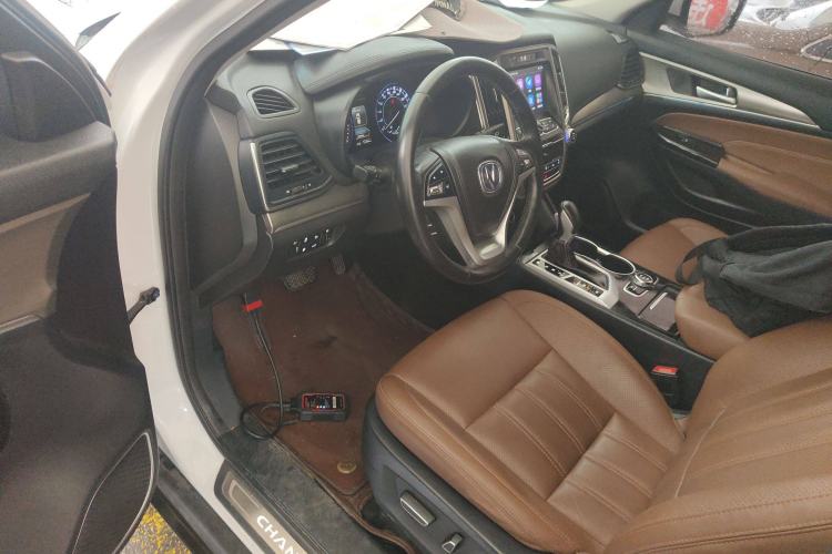 Used CHANGAN CS95 2017 2.0T Two-Wheel Drive Zhitu Edition Driver Seat