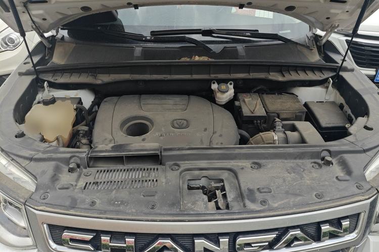 Used CHANGAN CS95 2017 2.0T Four-Wheel Drive SmartDrive Edition Engine Bay
