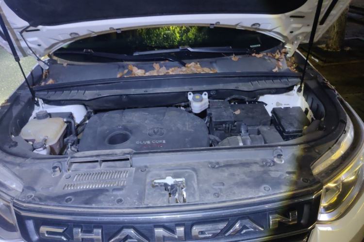 Used CHANGAN CS95 2017 2.0T Two-Wheel Drive Zhituo Edition Engine Bay