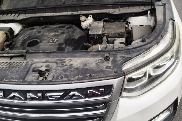 Used CHANGAN CS95 2017 2.0T Two-Wheel Drive Zhiyuan Edition Engine Bay Left