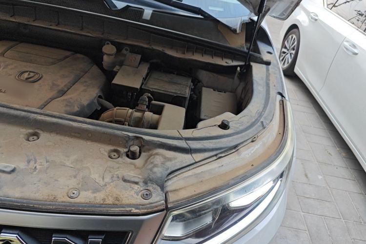 Used CHANGAN CS95 2017 2.0T Two-Wheel Drive Zhitu Edition Engine Bay Left