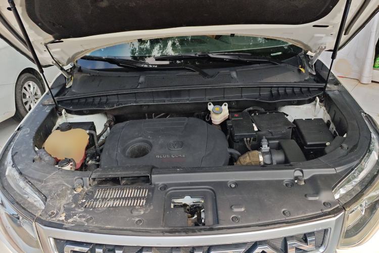 Used CHANGAN CS95 2017 2.0T Two-Wheel Drive Zhitu Edition Engine Bay