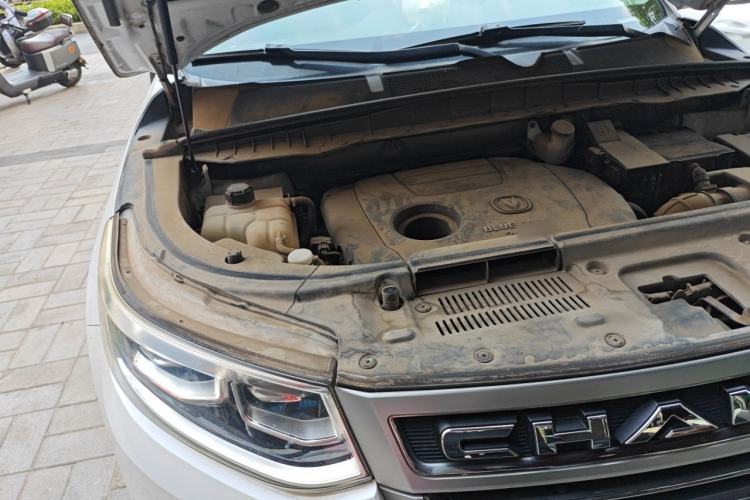 Used CHANGAN CS95 2017 2.0T Two-Wheel Drive Zhitu Edition Engine Bay Right