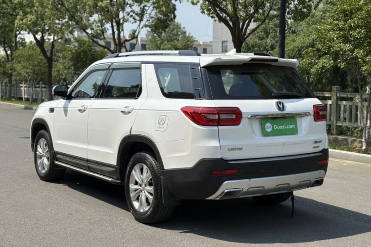 Used CHANGAN CS95 2017 2.0T Two-Wheel Drive Zhiyuan Edition Exterior 1