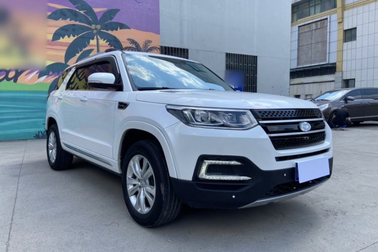Used CHANGAN CS95 2017 2.0T Two-Wheel Drive Zhiyuan Edition Exterior 2