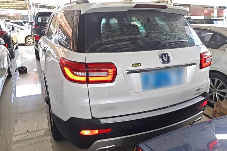 Used CHANGAN CS95 2017 2.0T Two-Wheel Drive Zhitu Edition Exterior 2