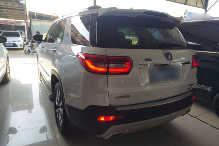 Used CHANGAN CS95 2017 2.0T Two-Wheel Drive Zhitu Edition Exterior 2