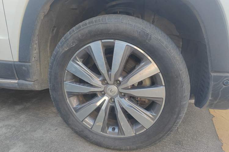 Used CHANGAN CS95 2017 2.0T Four-Wheel Drive ZhiZun Edition Exterior 7