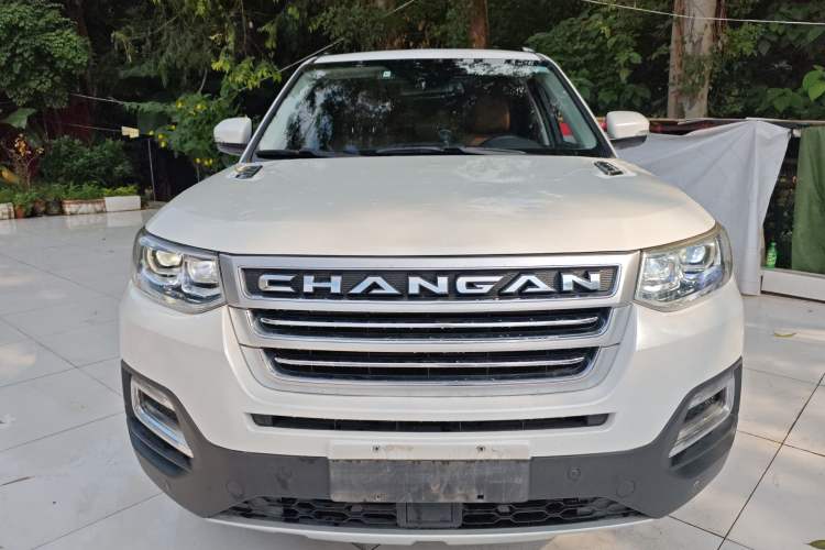 Used CHANGAN CS95 2017 2.0T Two-Wheel Drive Zhitu Edition Front