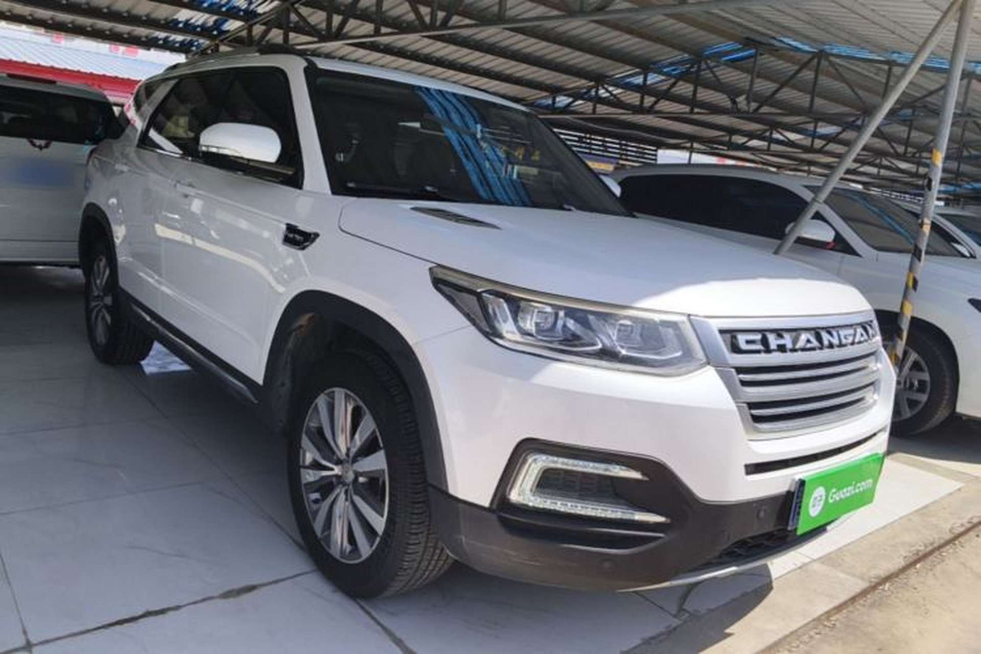 Used CHANGAN CS95 2017 2.0T Two-Wheel Drive Zhitu Edition Front Right 45 Deg