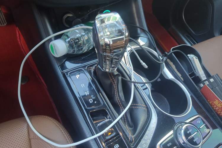 Used CHANGAN CS95 2017 2.0T Four-Wheel Drive ZhiZun Edition Gear Lever