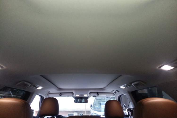 Used CHANGAN CS95 2017 2.0T Four-Wheel Drive SmartDrive Edition Headliner