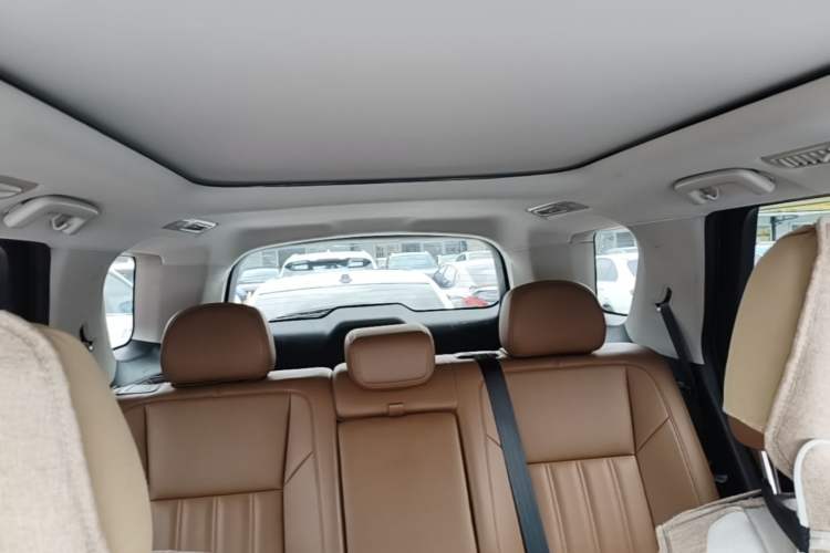 Used CHANGAN CS95 2017 2.0T Two-Wheel Drive Zhituo Edition Headliner