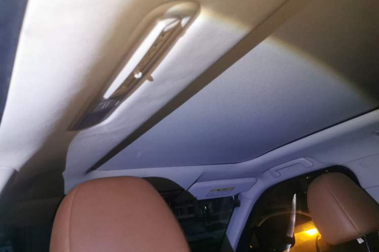 Used CHANGAN CS95 2017 2.0T Four-Wheel Drive ZhiZun Edition Headliner