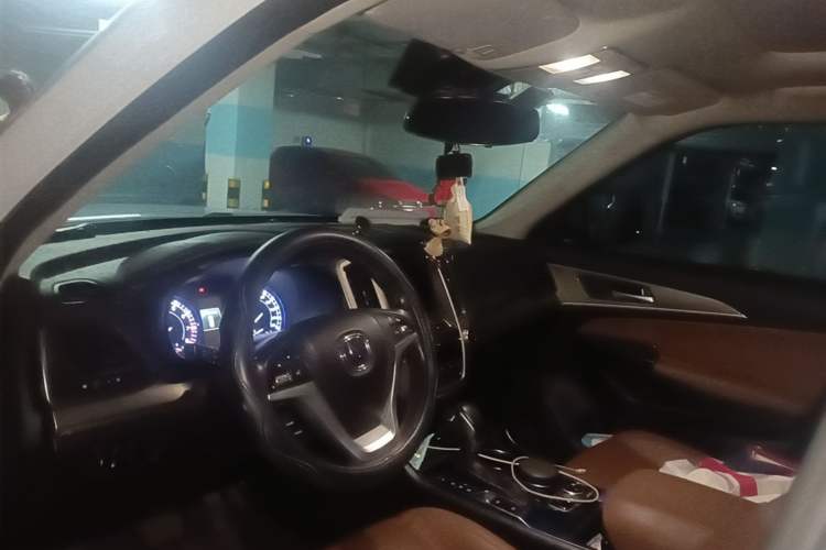 Used CHANGAN CS95 2017 2.0T Two-Wheel Drive Zhitu Edition Headliner