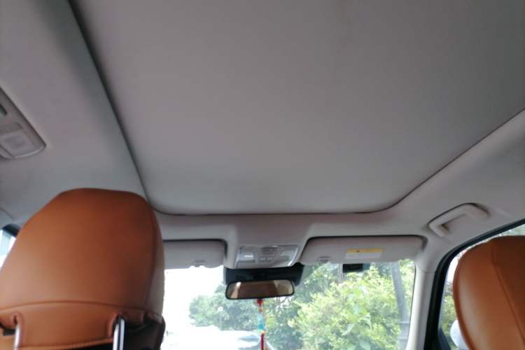 Used CHANGAN CS95 2017 2.0T Four-Wheel Drive ZhiZun Edition Headliner
