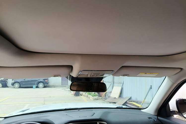 Used CHANGAN CS95 2017 2.0T Four-Wheel Drive SmartDrive Edition Headliner