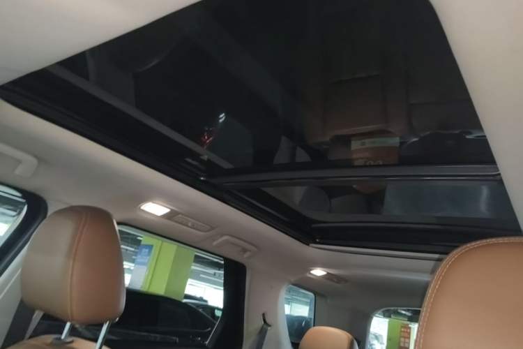 Used CHANGAN CS95 2017 2.0T Two-Wheel Drive Zhiyuan Edition Headliner