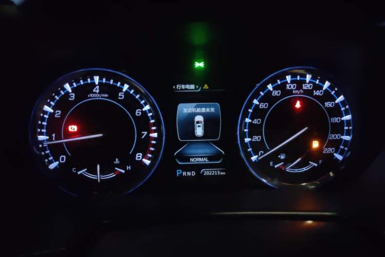 Used CHANGAN CS95 2017 2.0T Two-Wheel Drive Zhituo Edition Instrument Cluster
