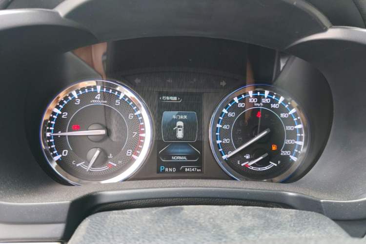 Used CHANGAN CS95 2017 2.0T Two-Wheel Drive Zhitu Edition Instrument Cluster