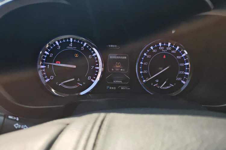Used CHANGAN CS95 2017 2.0T Two-Wheel Drive Zhituo Edition Instrument Cluster