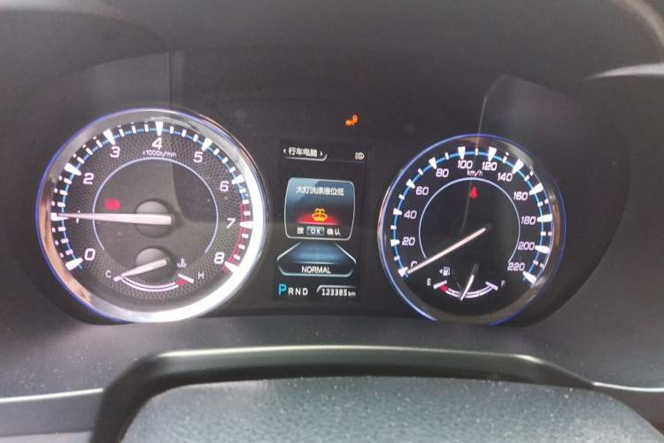Used CHANGAN CS95 2017 2.0T Four-Wheel Drive ZhiZun Edition Instrument Cluster