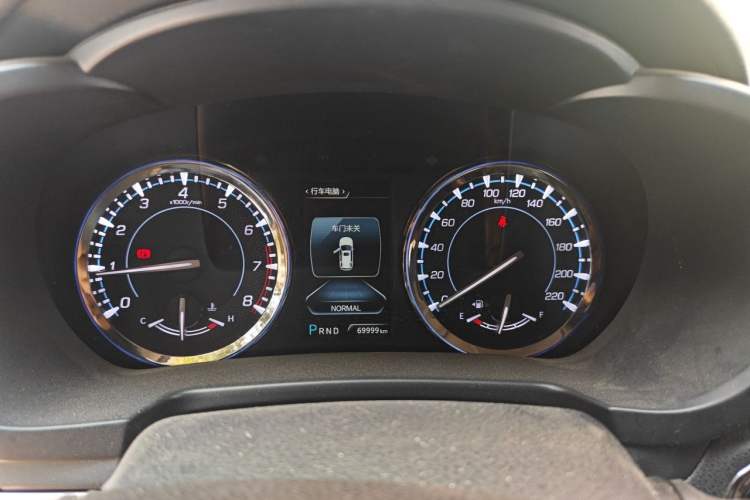 Used CHANGAN CS95 2017 2.0T Two-Wheel Drive Zhitu Edition Instrument Cluster