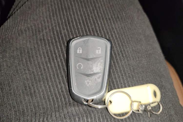 Used CHANGAN CS95 2017 2.0T Two-Wheel Drive Zhitu Edition Interior 1