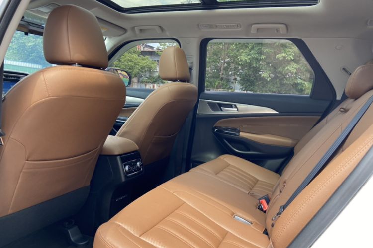 Used CHANGAN CS95 2017 2.0T Two-Wheel Drive Zhiyuan Edition Interior 6