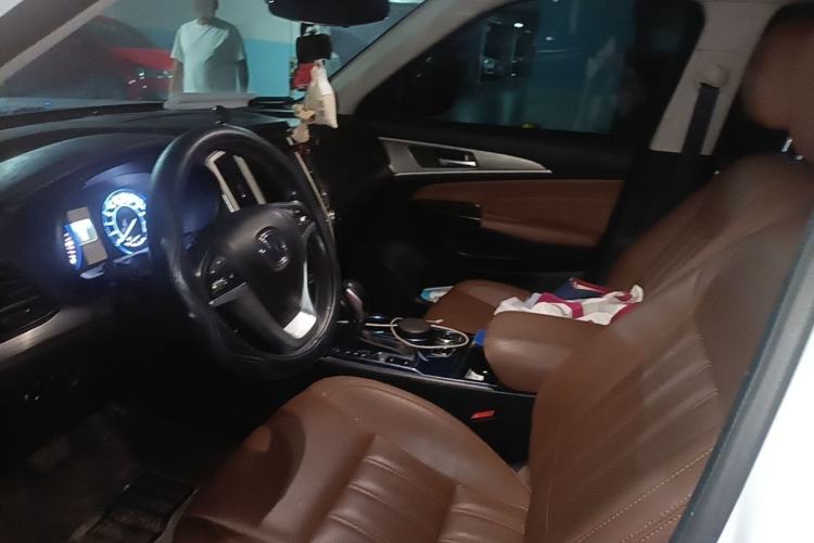 Used CHANGAN CS95 2017 2.0T Two-Wheel Drive Zhitu Edition Left Front Seat