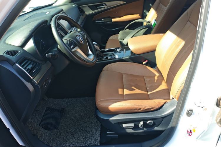 Used CHANGAN CS95 2017 2.0T Two-Wheel Drive Zhituo Edition Left Front Seat