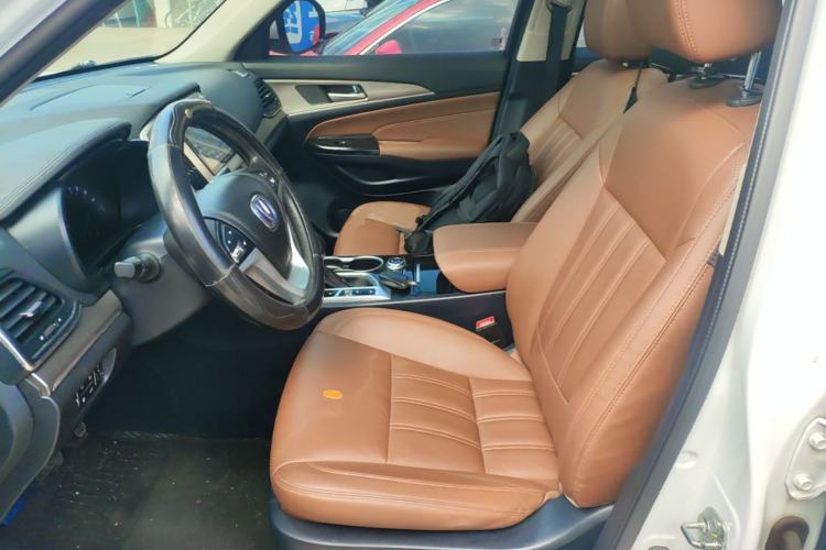 Used CHANGAN CS95 2017 2.0T Two-Wheel Drive Zhitu Edition Left Front Seat