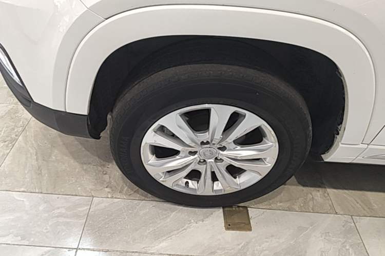 Used CHANGAN CS95 2017 2.0T Two-Wheel Drive Zhiyuan Edition Left Front Wheel Hub