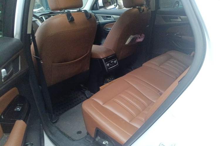 Used CHANGAN CS95 2017 2.0T Four-Wheel Drive SmartDrive Edition Left Rear Seat