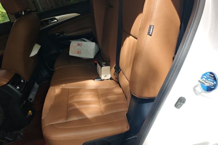 Used CHANGAN CS95 2017 2.0T Four-Wheel Drive SmartDrive Edition Left Rear Seat