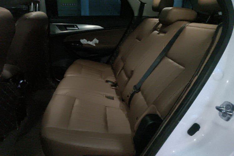 Used CHANGAN CS95 2017 2.0T Two-Wheel Drive Zhitu Edition Left Rear Seat