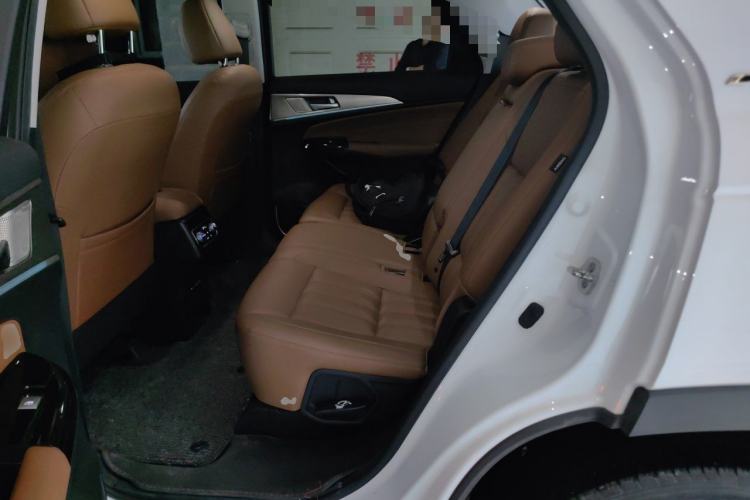 Used CHANGAN CS95 2017 2.0T Four-Wheel Drive ZhiZun Edition Left Rear Seat