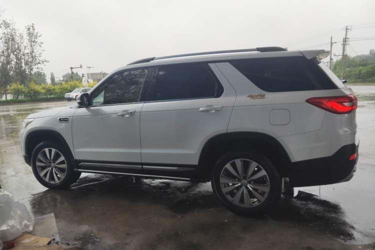 Used CHANGAN CS95 2017 2.0T Two-Wheel Drive Zhitu Edition Left Side