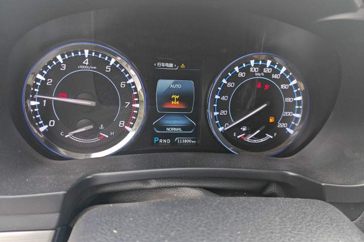 Used CHANGAN CS95 2017 2.0T Four-Wheel Drive SmartDrive Edition Odometer Close Up
