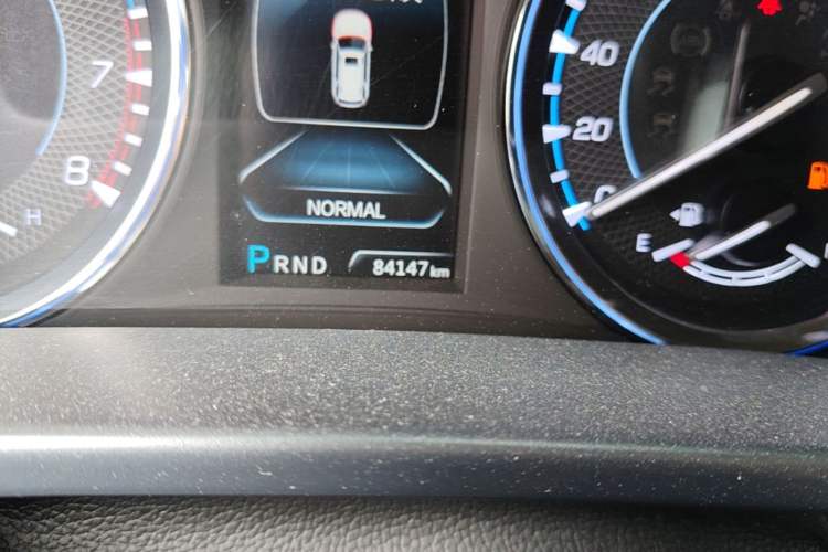 Used CHANGAN CS95 2017 2.0T Two-Wheel Drive Zhitu Edition Odometer Close Up