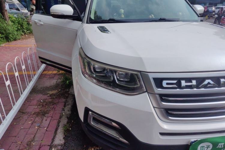 Used CHANGAN CS95 2017 2.0T Two-Wheel Drive Zhitu Edition Right Front Headlight
