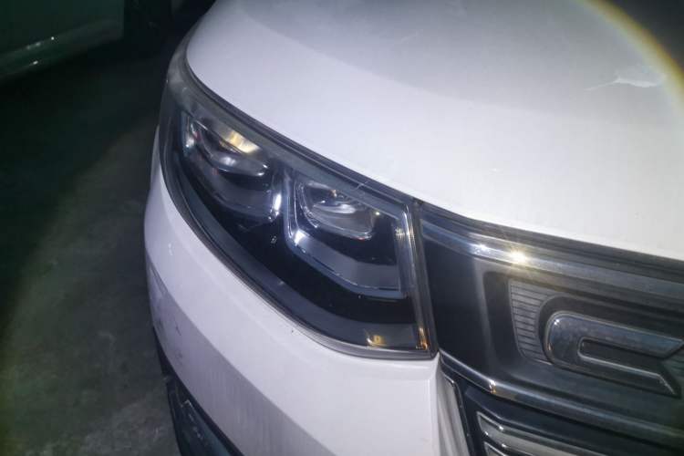 Used CHANGAN CS95 2017 2.0T Four-Wheel Drive ZhiZun Edition Right Front Headlight
