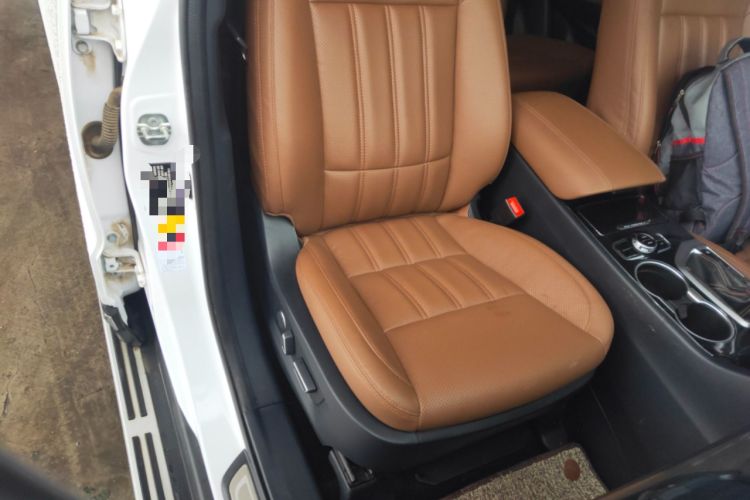Used CHANGAN CS95 2017 2.0T Two-Wheel Drive Zhitu Edition Right Front Seat