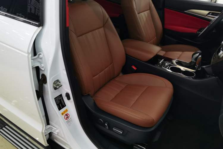 Used CHANGAN CS95 2017 2.0T Two-Wheel Drive Zhitu Edition Right Front Seat
