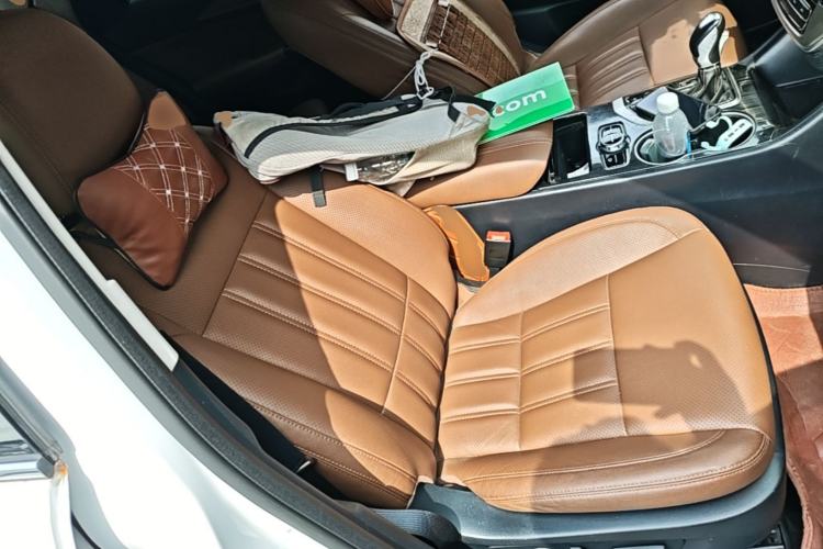 Used CHANGAN CS95 2017 2.0T Two-Wheel Drive Zhituo Edition Right Front Seat